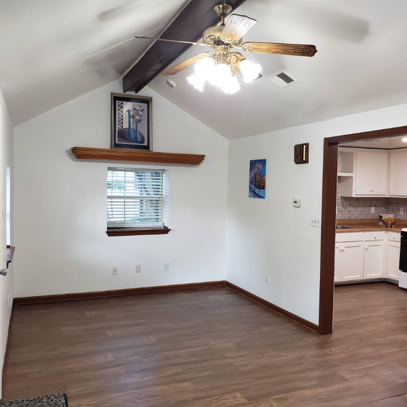 9421 E 67th Ter - Photo 3 of 13