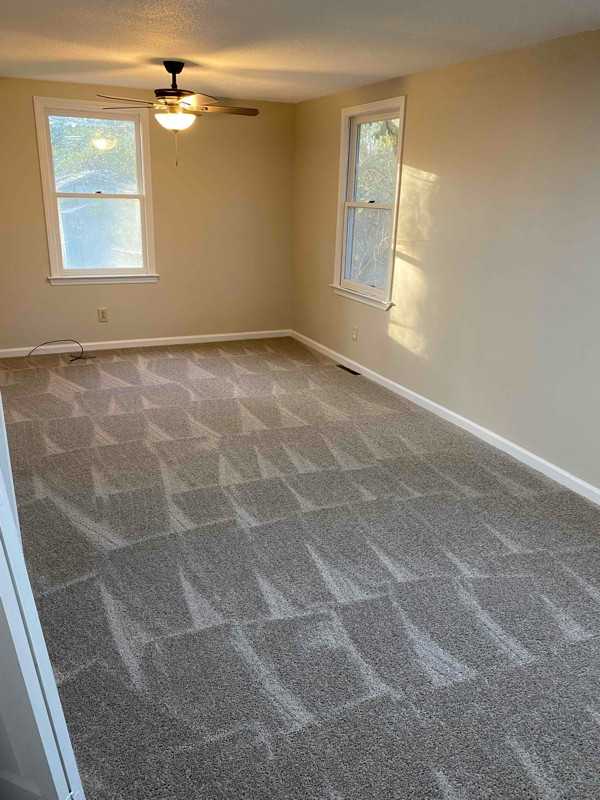 524 W Todd Ln - Photo 2 of 4