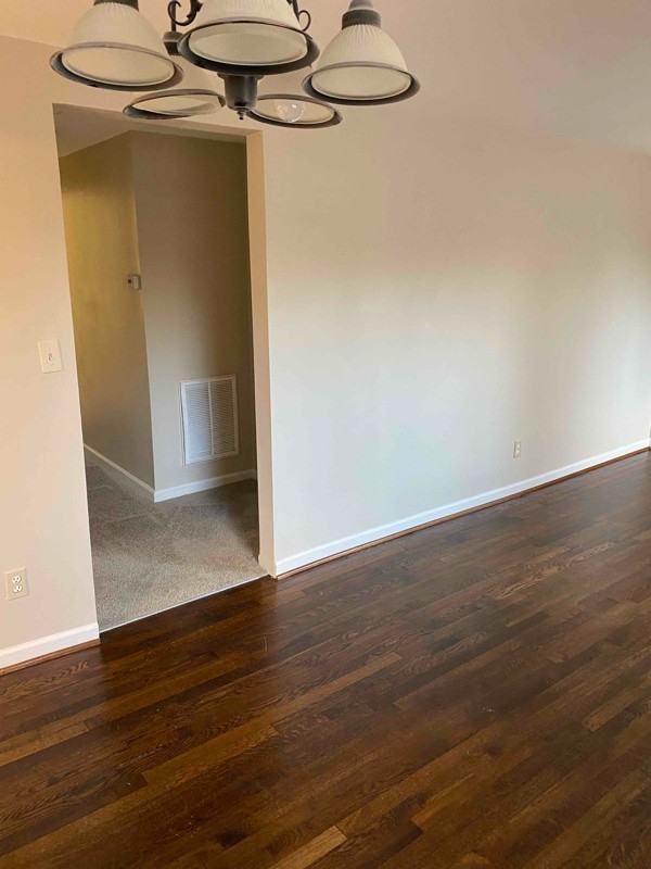 524 W Todd Ln - Photo 3 of 4