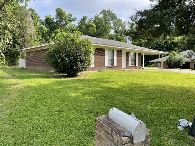 212 Signal Hill Dr - Photo 3 of 4