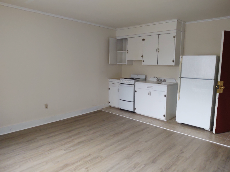 31 Wing Ave #C1 - Photo 2 of 4