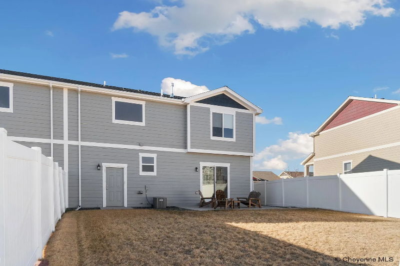 1226 Alyssa Way - Photo 3 of 11