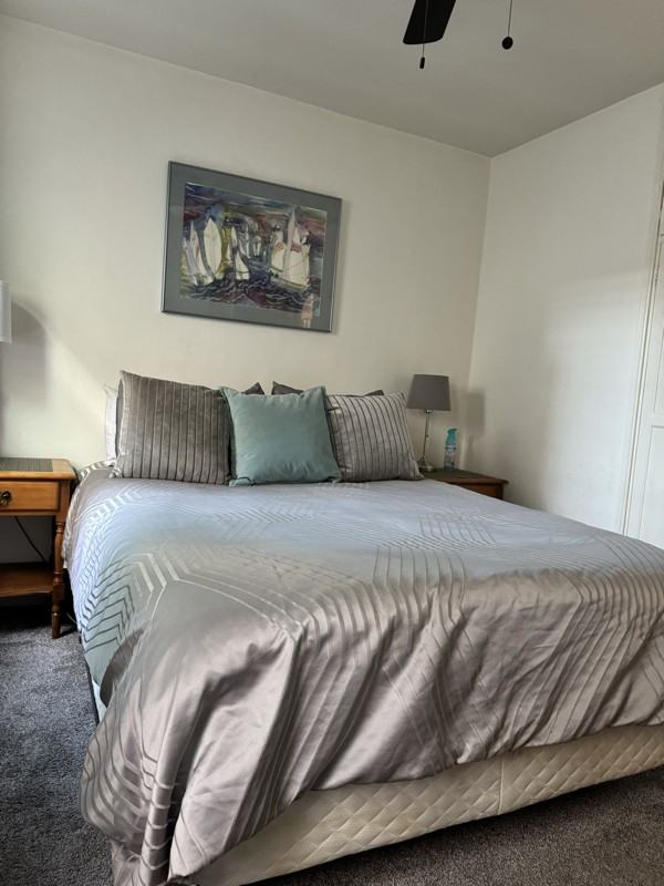 2105 Huntington Ln - Photo 2 of 12