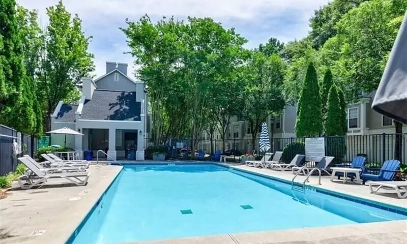 1178 Village Ct Se - Photo 2 of 27