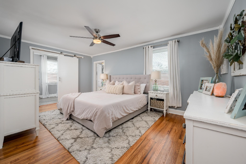 1002 Aladdin Dr - Photo 3 of 8