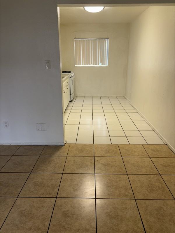 530 N Anna Dr #F - Photo 2 of 7