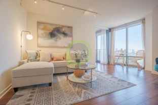 504 W Grand Ave - Photo 1 of 1