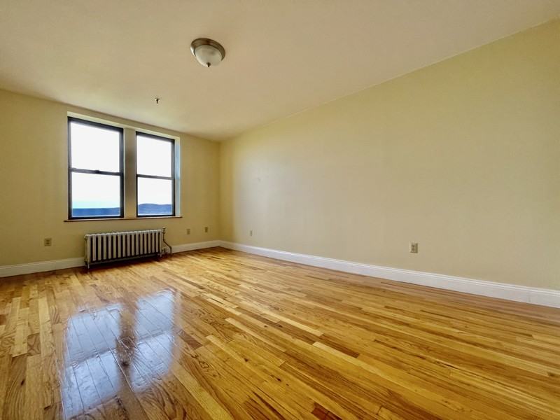 268 Broadway - Photo 3 of 9