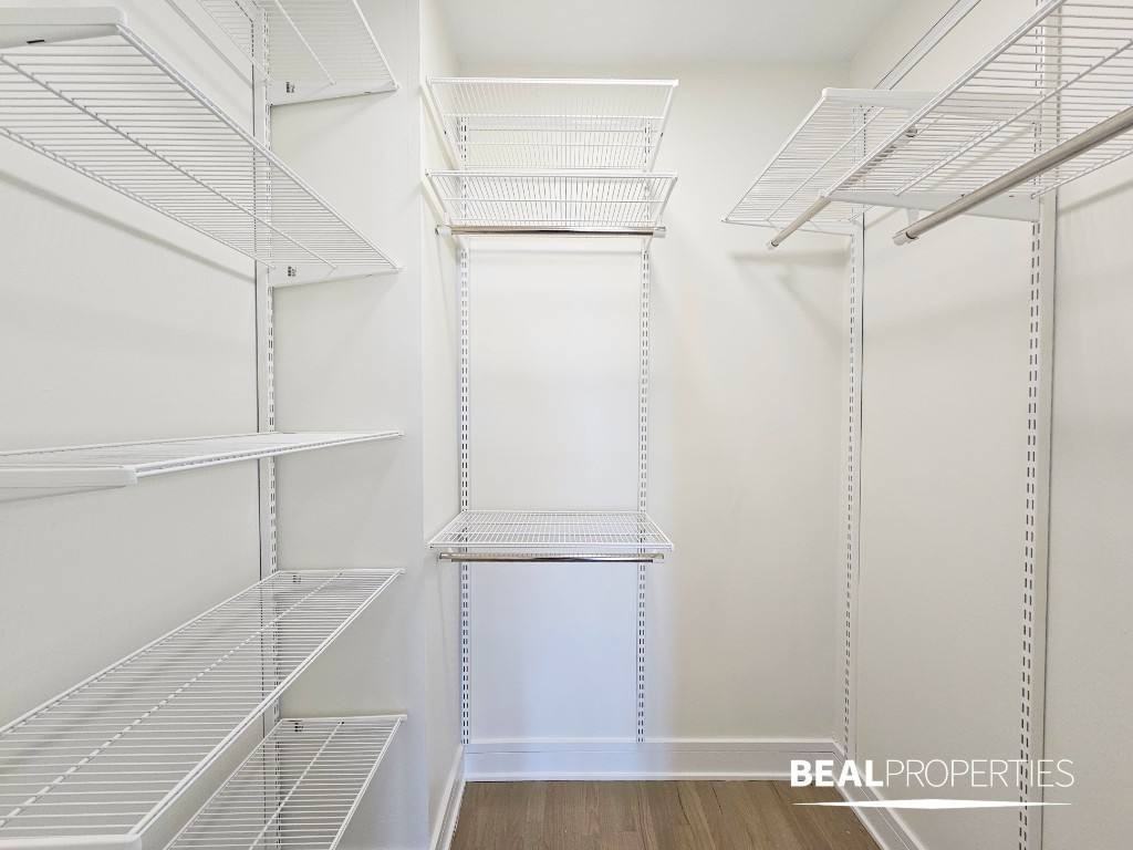 956 West Grace Street - Photo 6 of 9