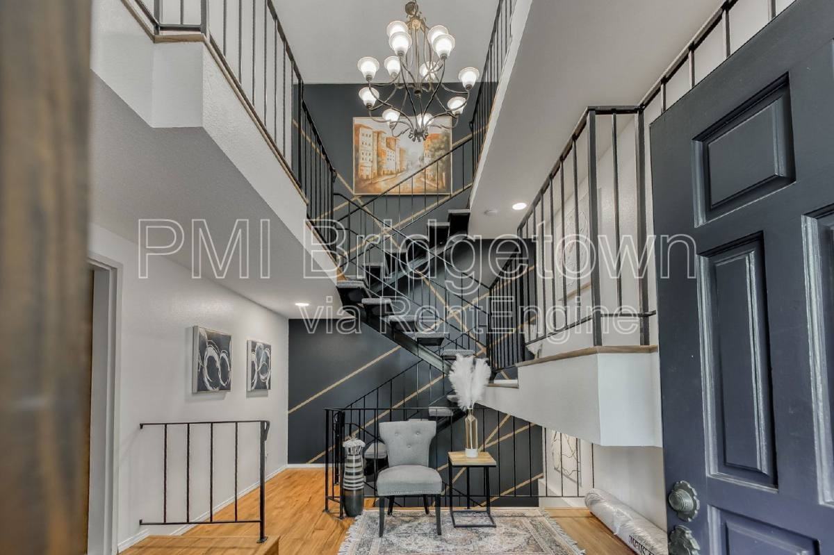 303 Cervantes - Photo 2 of 10