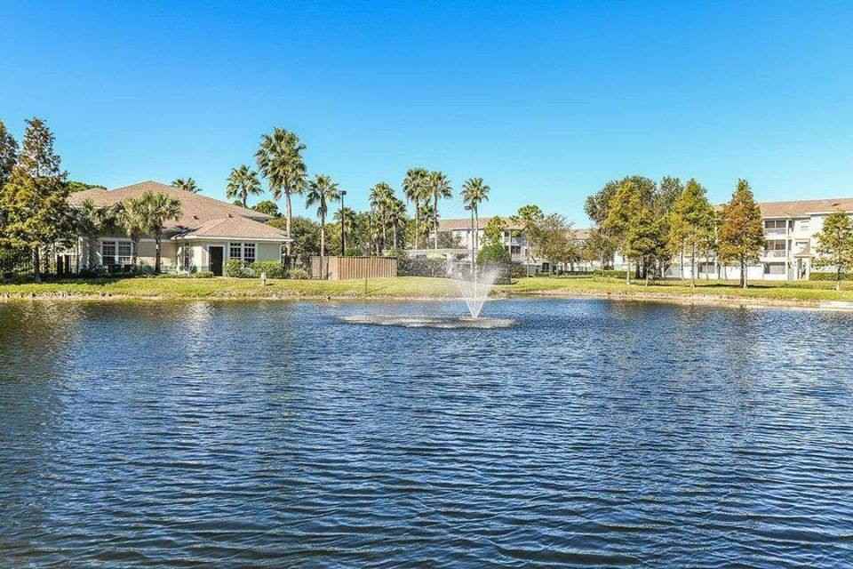 2903 Gandy Blvd N - Photo 3 of 11