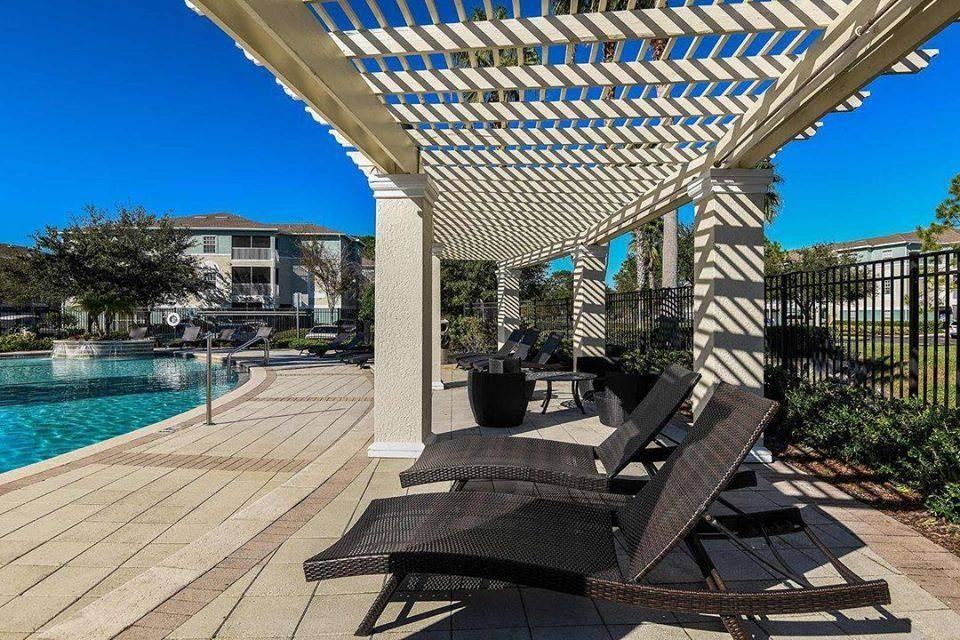 2903 Gandy Blvd N - Photo 6 of 11