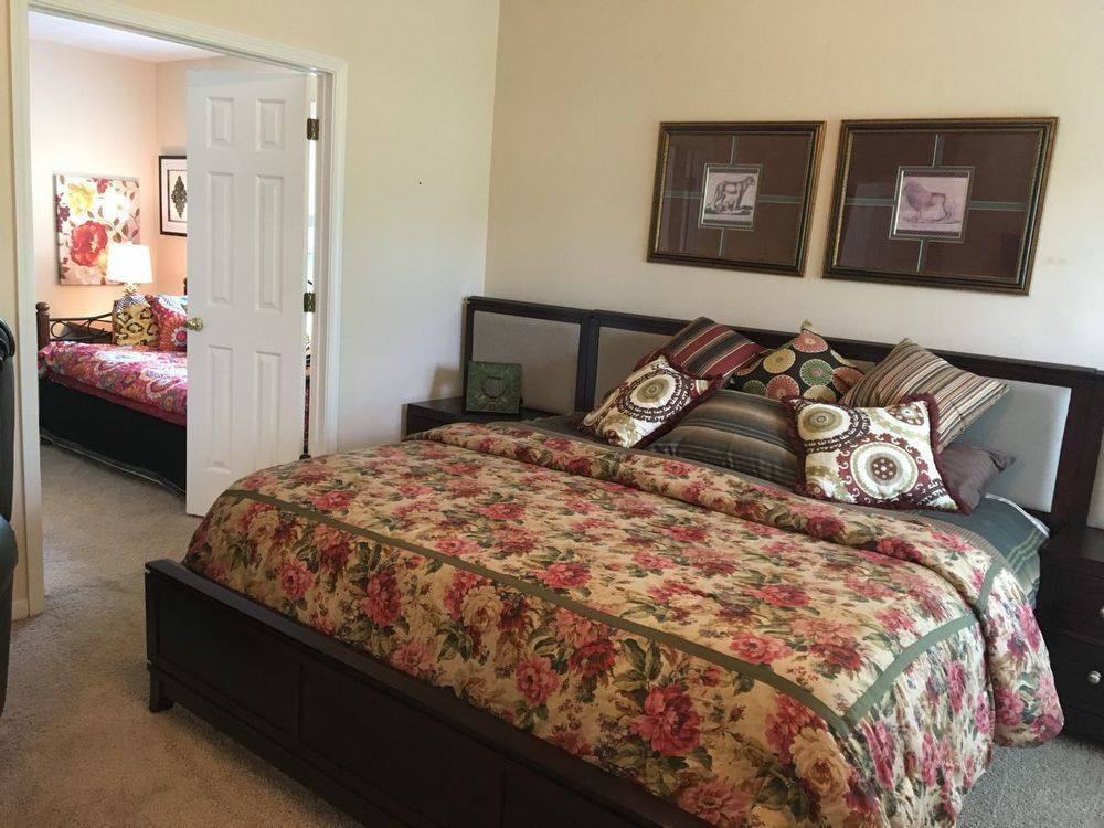 7569 Cherryhill Dr - Photo 5 of 10