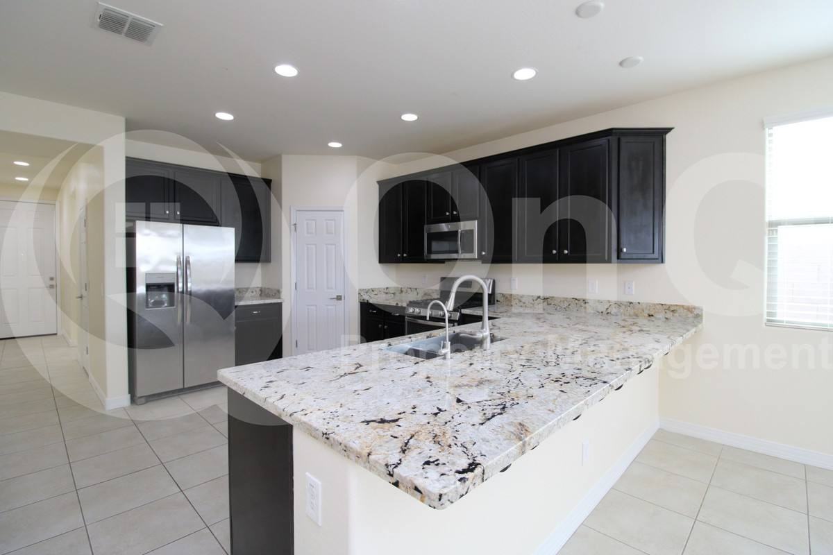 10125 W Los Gatos Dr - Photo 3 of 10