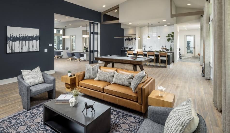 4201 Gunnison St - Photo 5 of 12