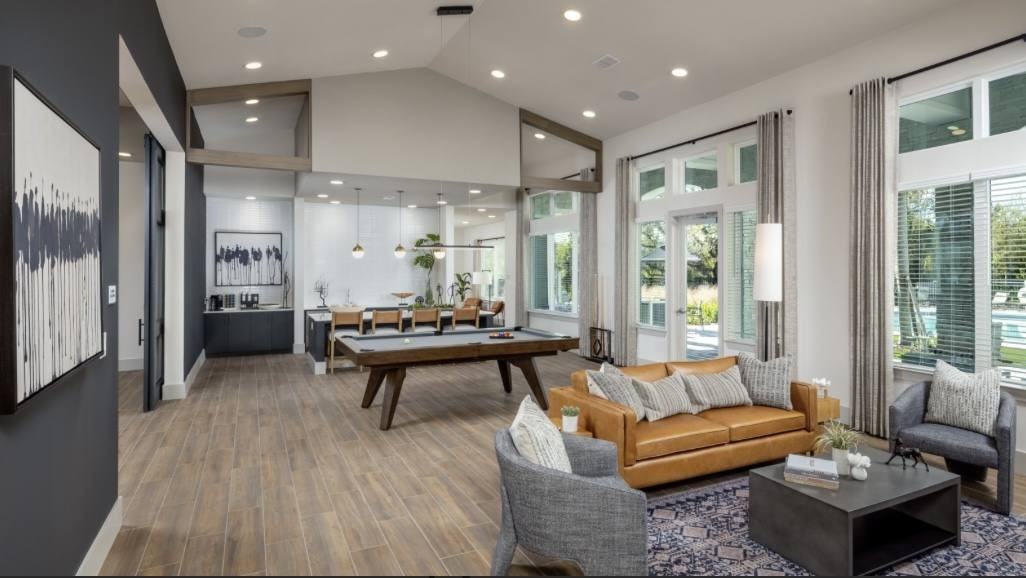 4201 Gunnison St - Photo 7 of 12