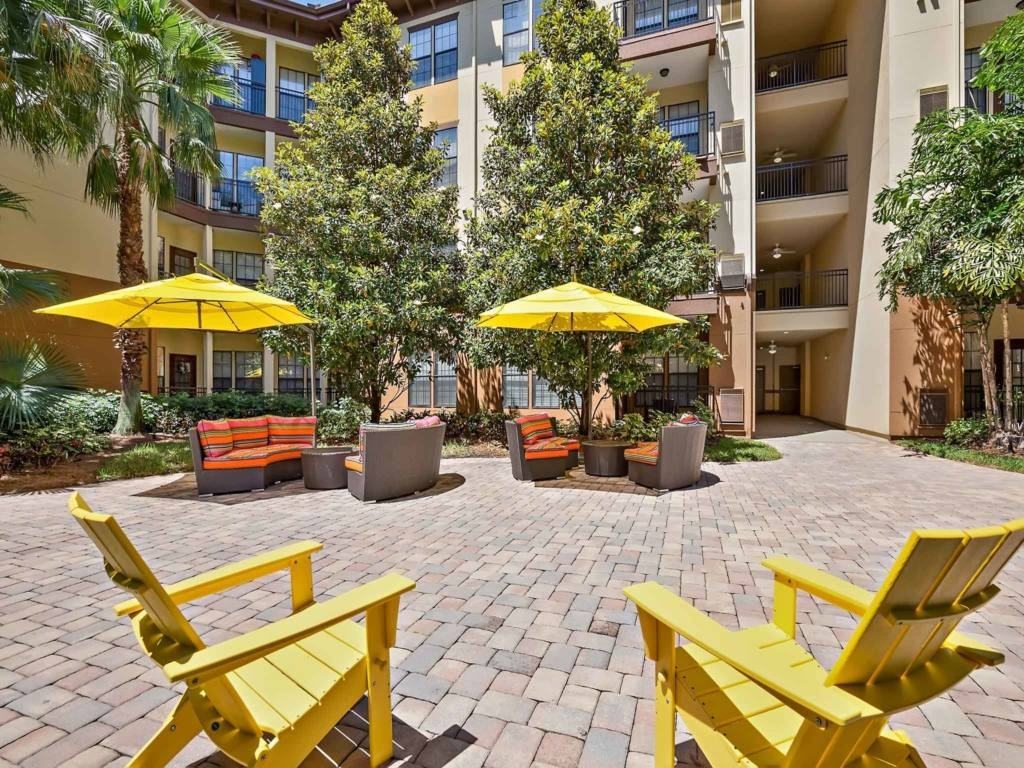 2023 North Lemans Boulevard - Photo 2 of 13