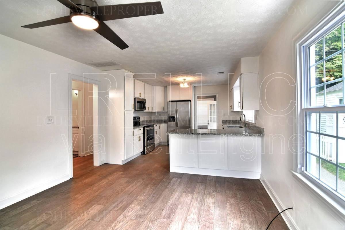 175 N Jane St - Photo 2 of 10