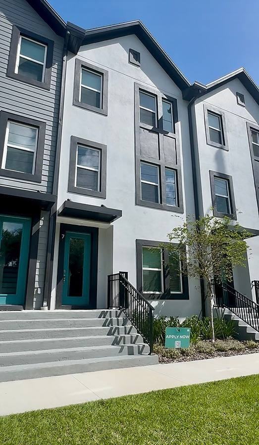 3418 W La Salle St - Photo 2 of 14