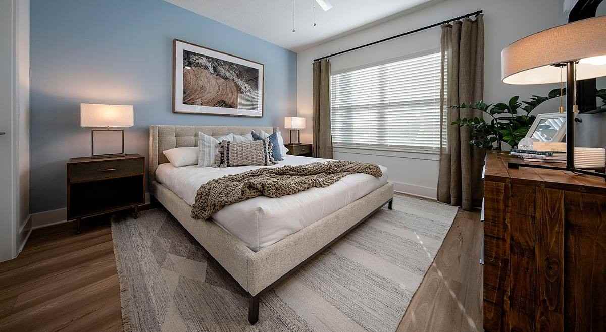 7919 Dynamic Boulevard - Photo 6 of 14