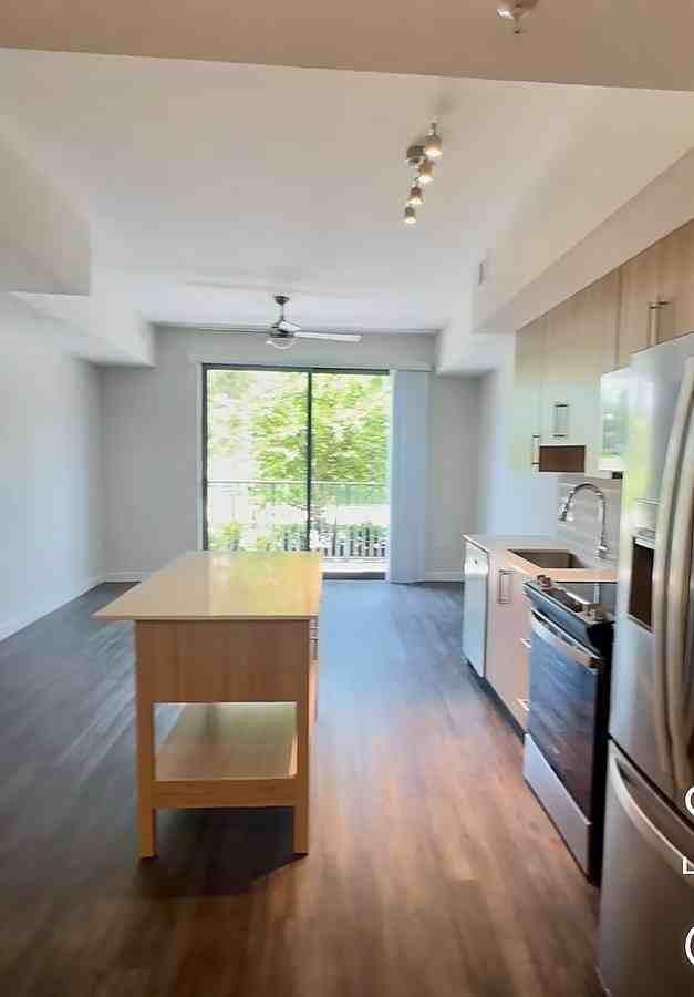 1900 17th St S - Photo 5 of 20