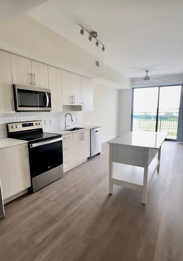 1900 17th St S - Photo 7 of 20