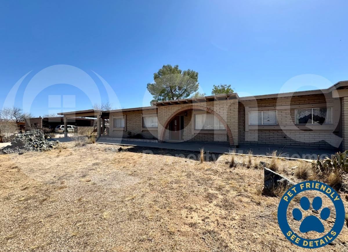 9190 E Kayenta Dr - Photo 2 of 10