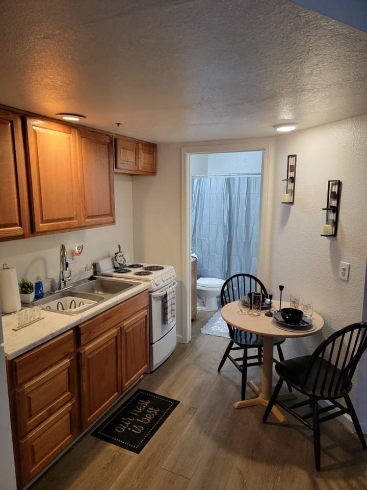 2220 Rancho Colorado Boulevard - Photo 2 of 13