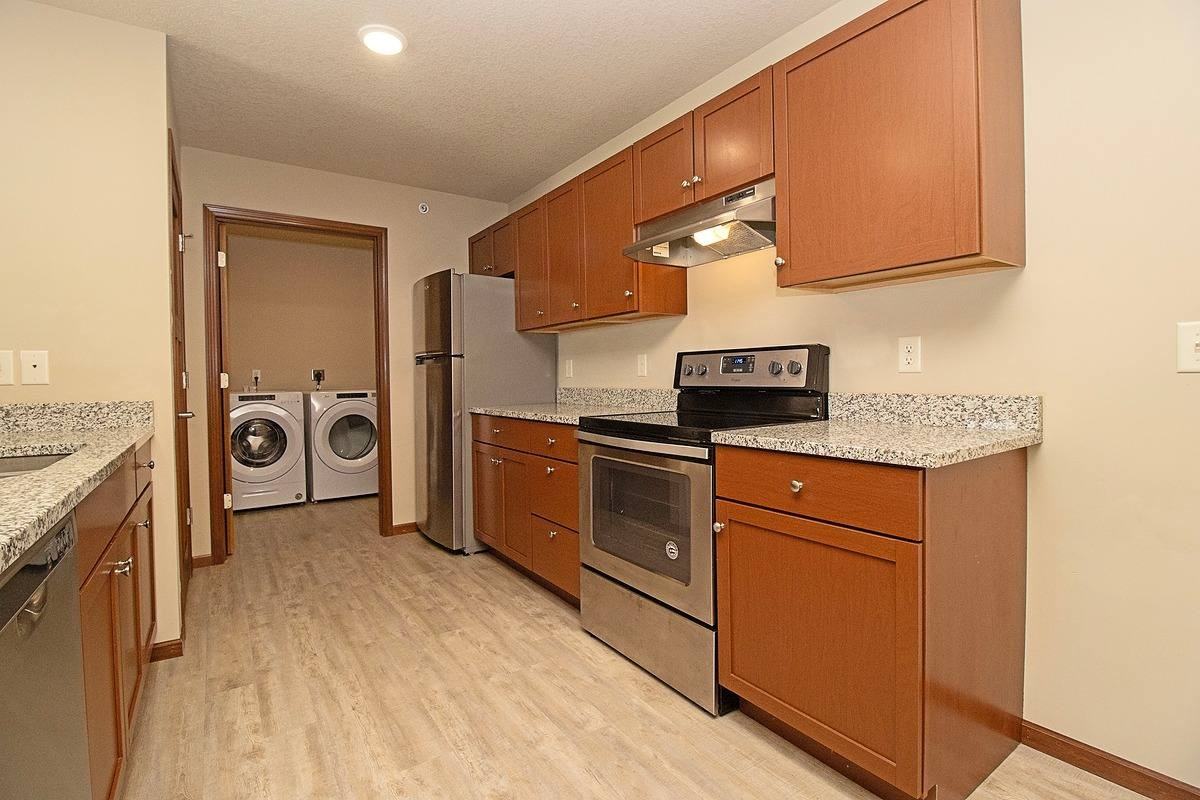 1220 Sunset St Sw - Photo 3 of 20