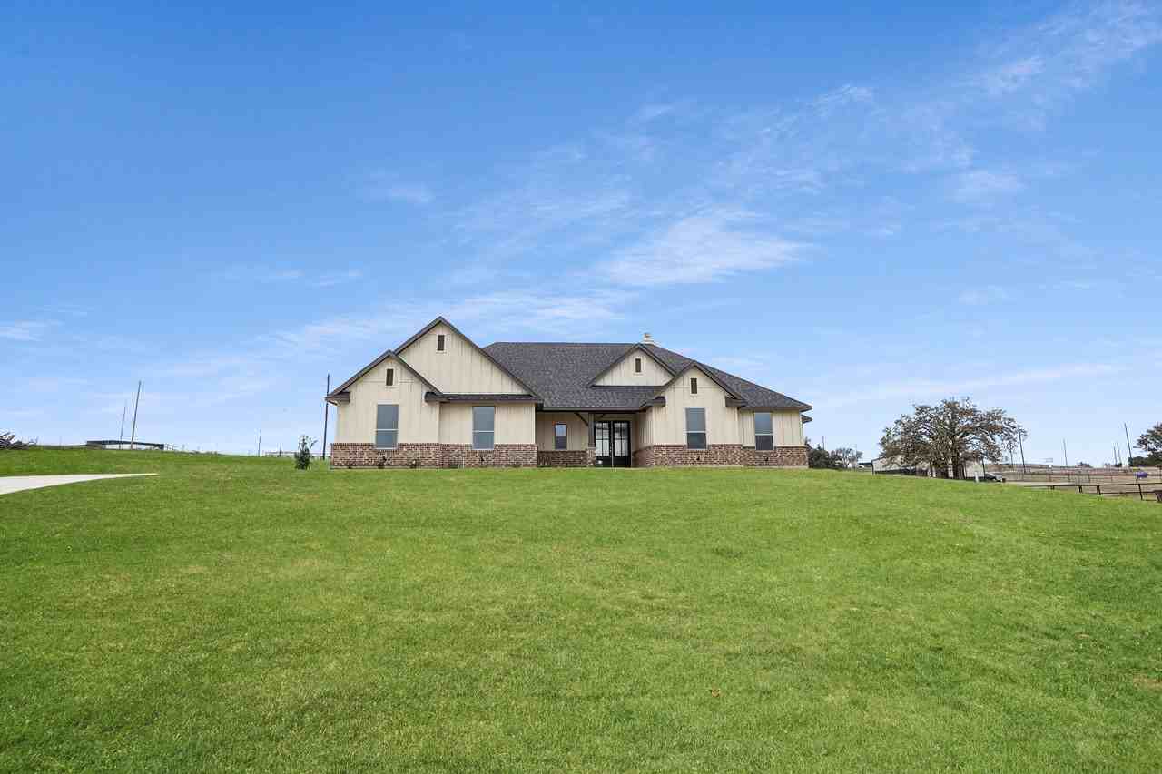 1176 Paradise Pkwy #NA - Photo 2 of 38