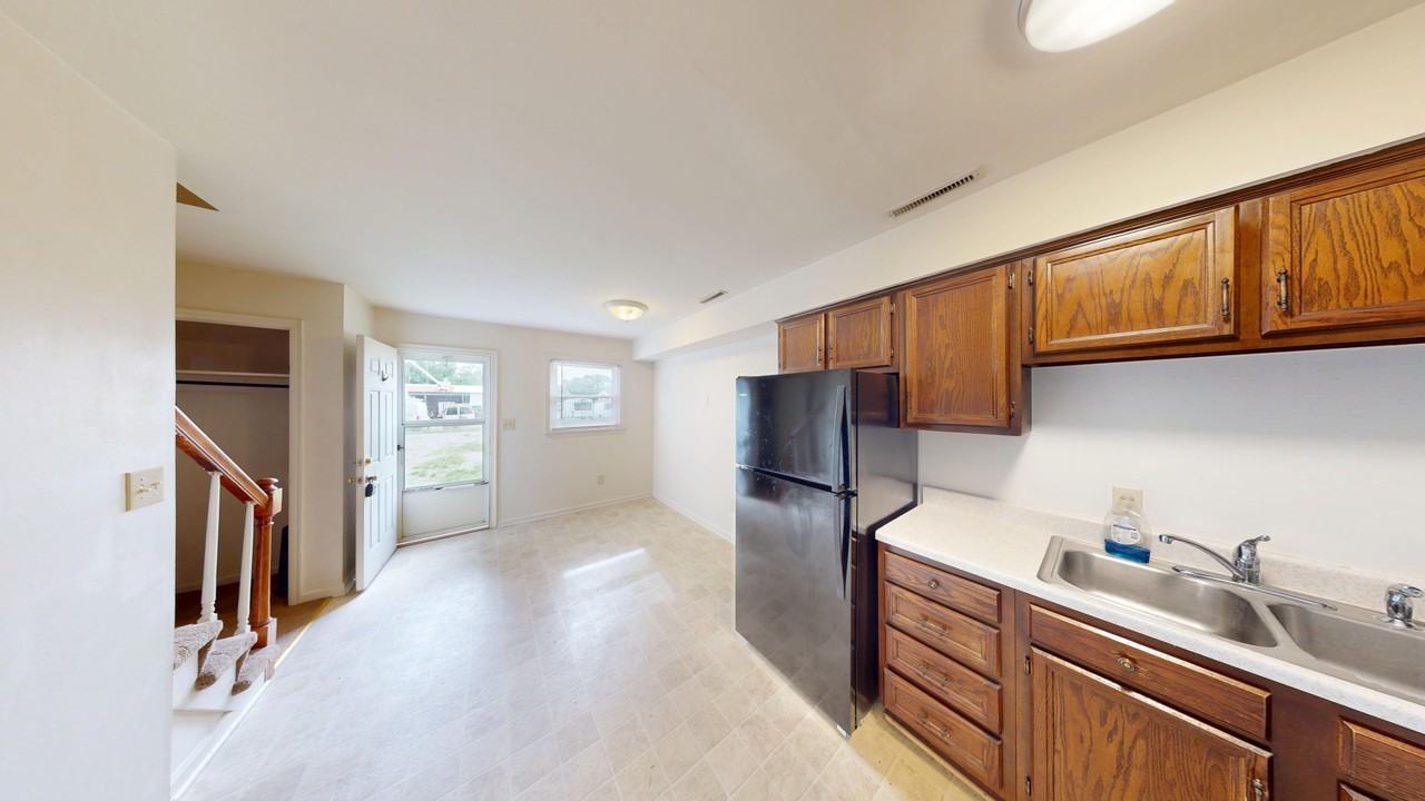 719 S Colorado St #A - Photo 2 of 12