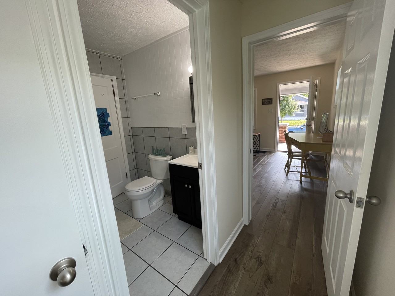 1306 N Gladstone Ave #1306 - Photo 6 of 17