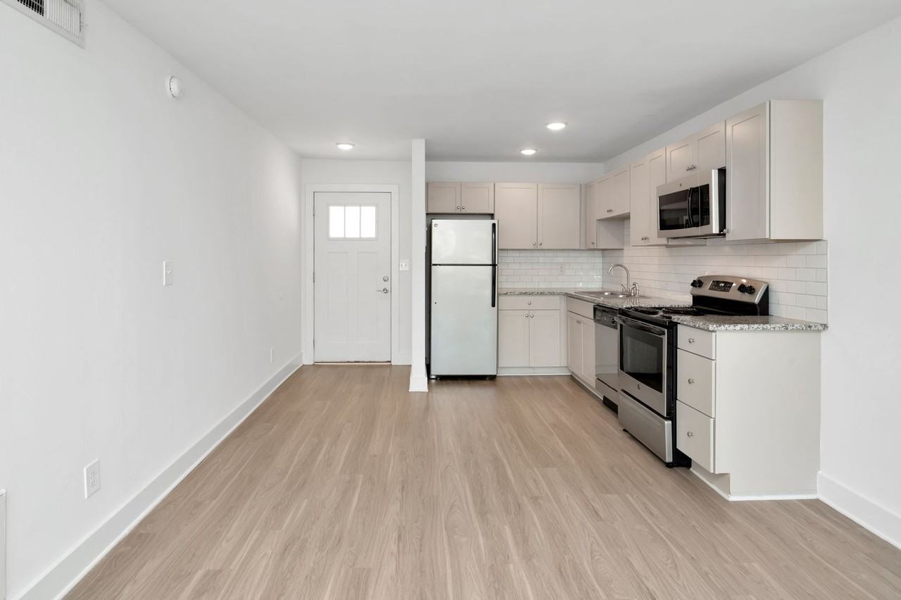 Towncrest Apartments - Photo 7 of 48