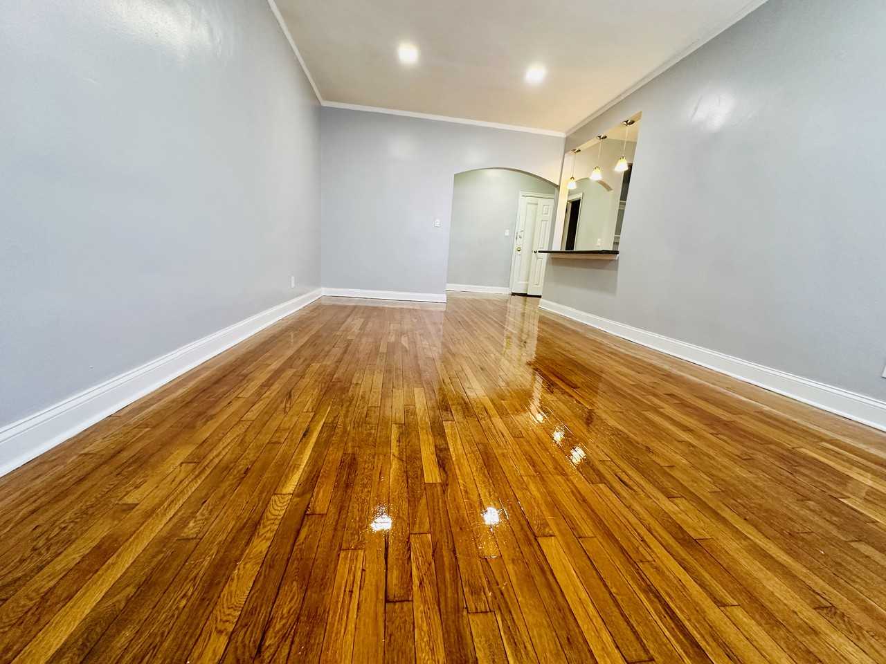 33 S Munn Ave #4F - Photo 5 of 16