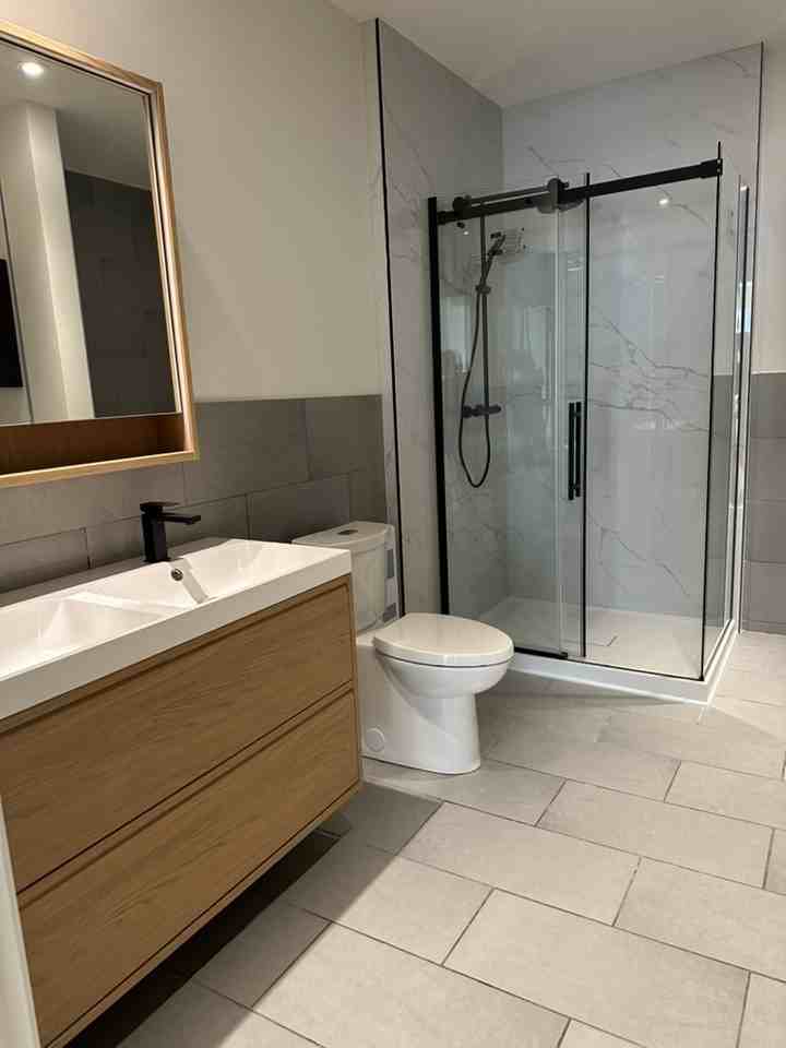 890 Rue Saint-Louis — photo 1