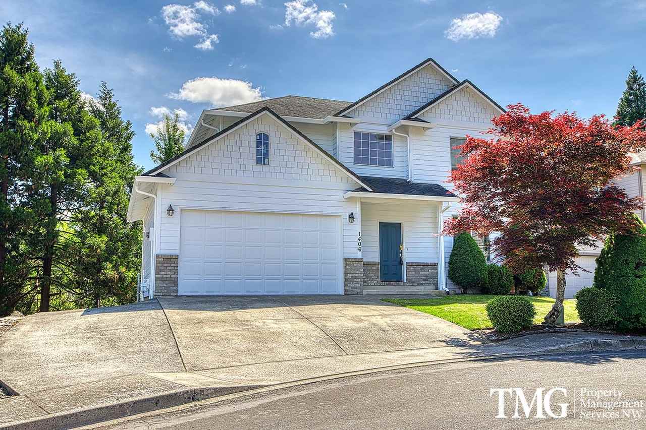 1406 Nw Gregory Dr - Photo 3 of 25
