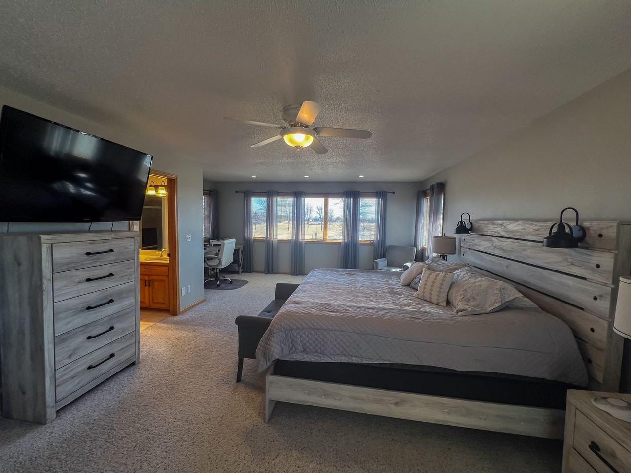 3516 Westmoor Cir - Photo 7 of 47