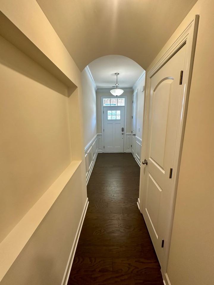 5607 Garrow Glen Rd - Photo 6 of 26