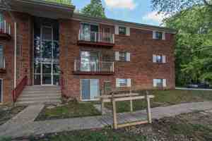 featured image of 3811 Rohling Oaks Dr #807