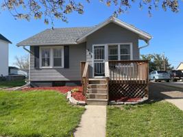 featured image of 908 E Anson St