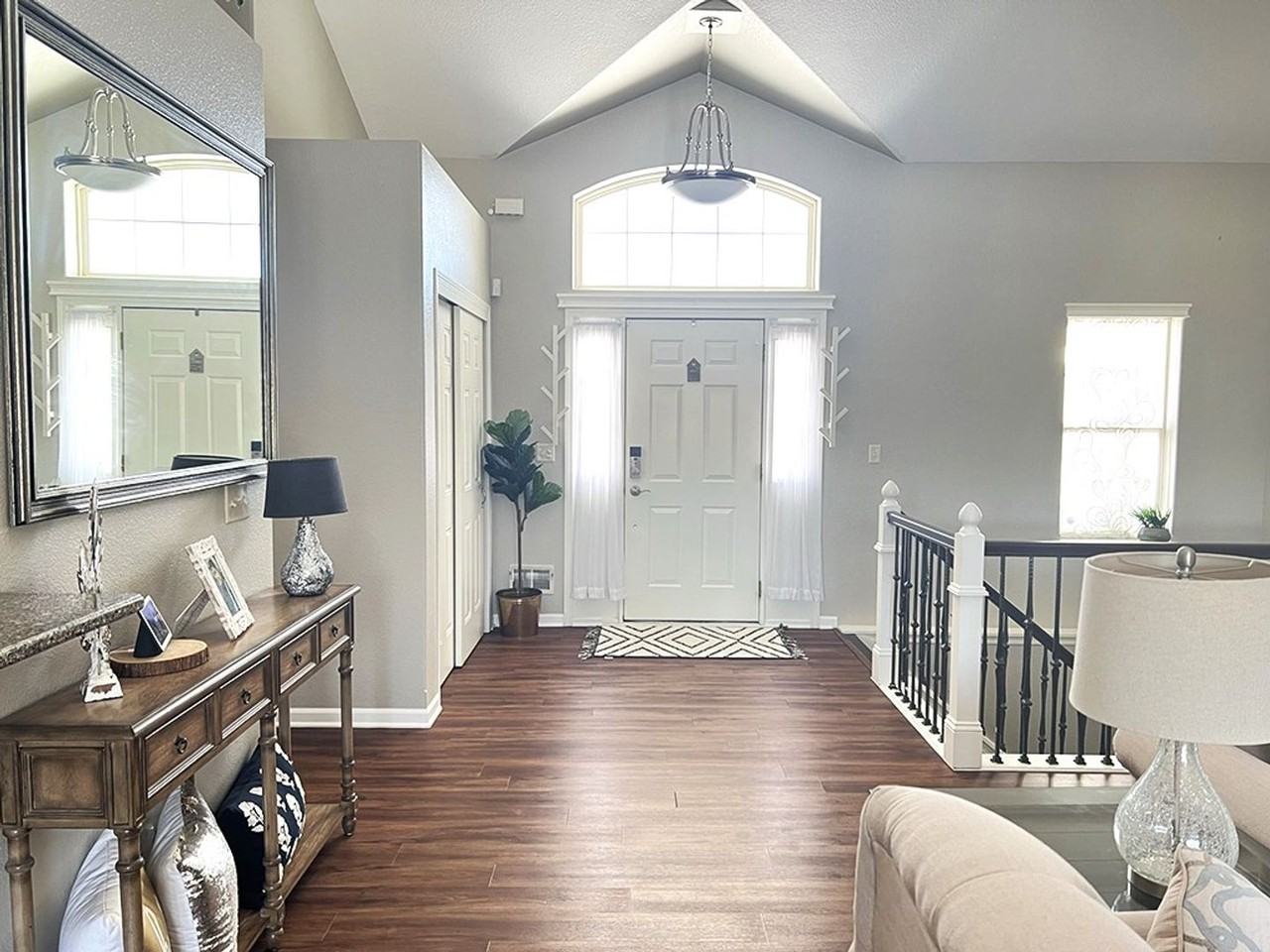4285 W Forest Hill Ave - Photo 5 of 30