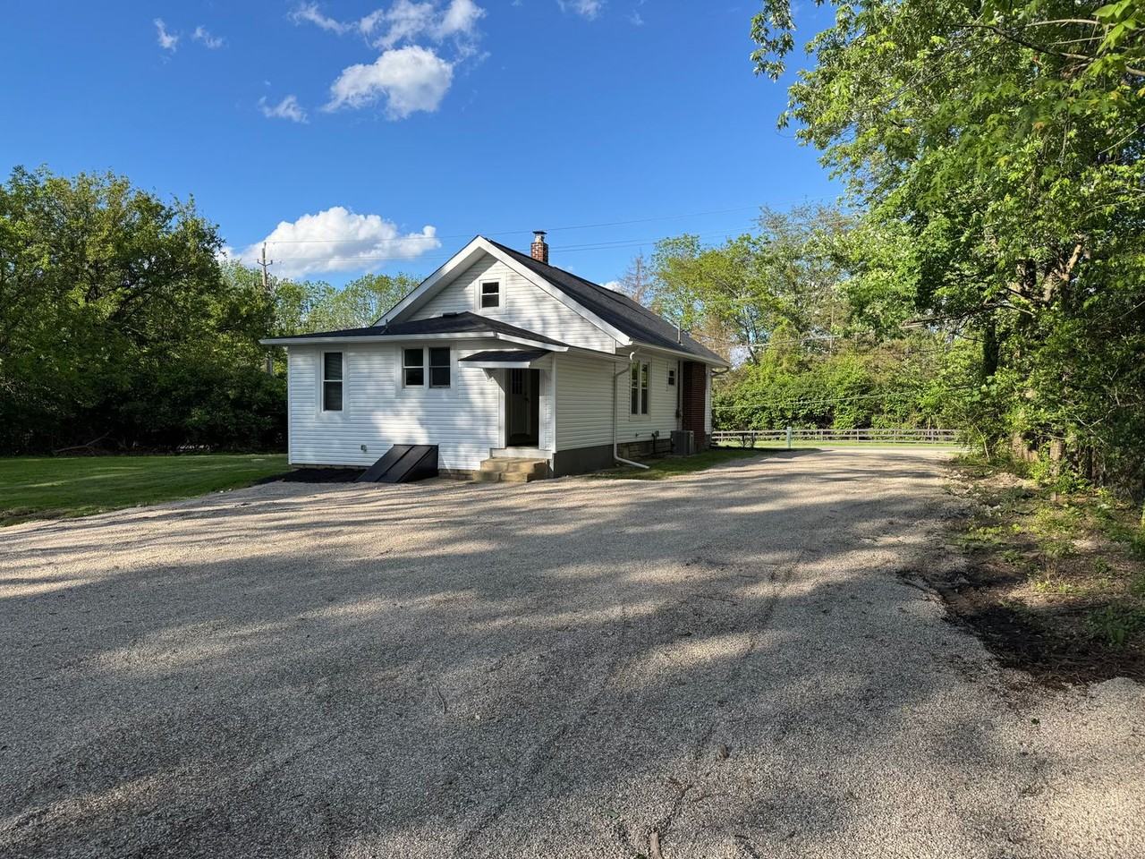 7979 Dublin Rd - Photo 2 of 13
