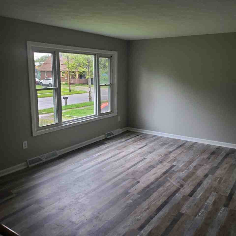 234 Parmely Ave - Photo 2 of 11