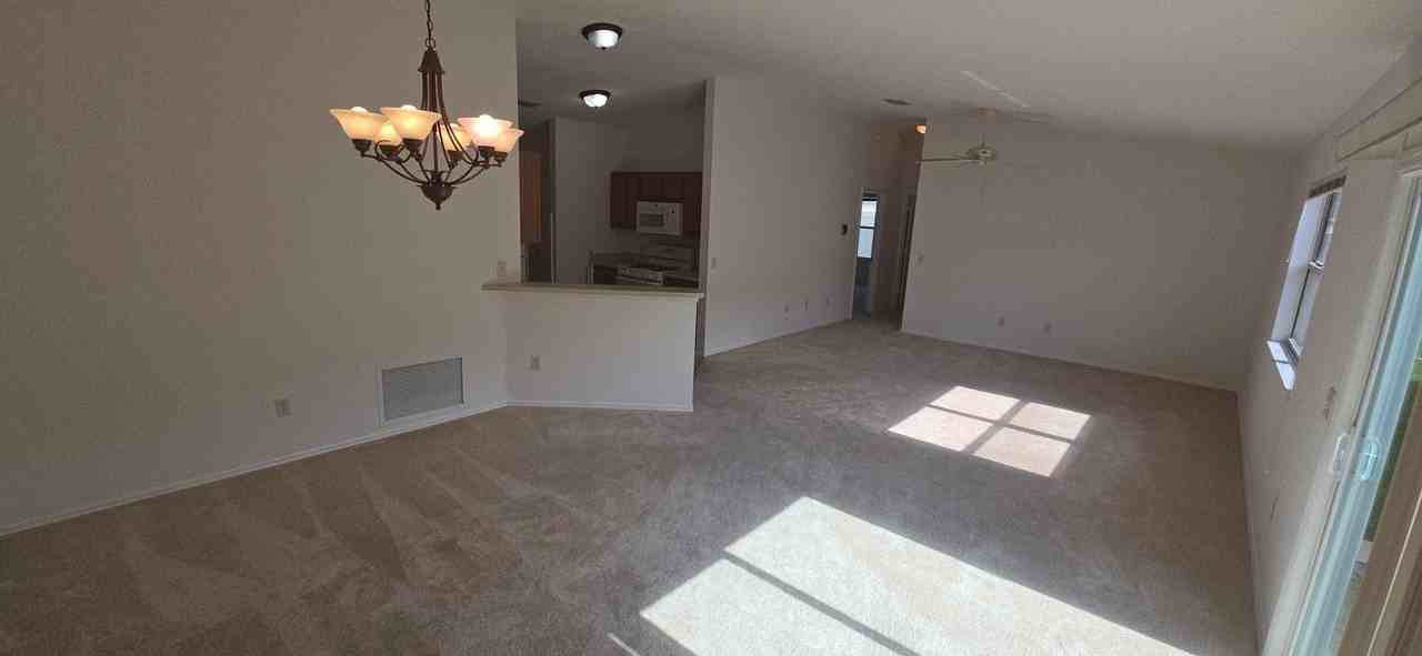 1009 Ridgeville Rd - Photo 2 of 21