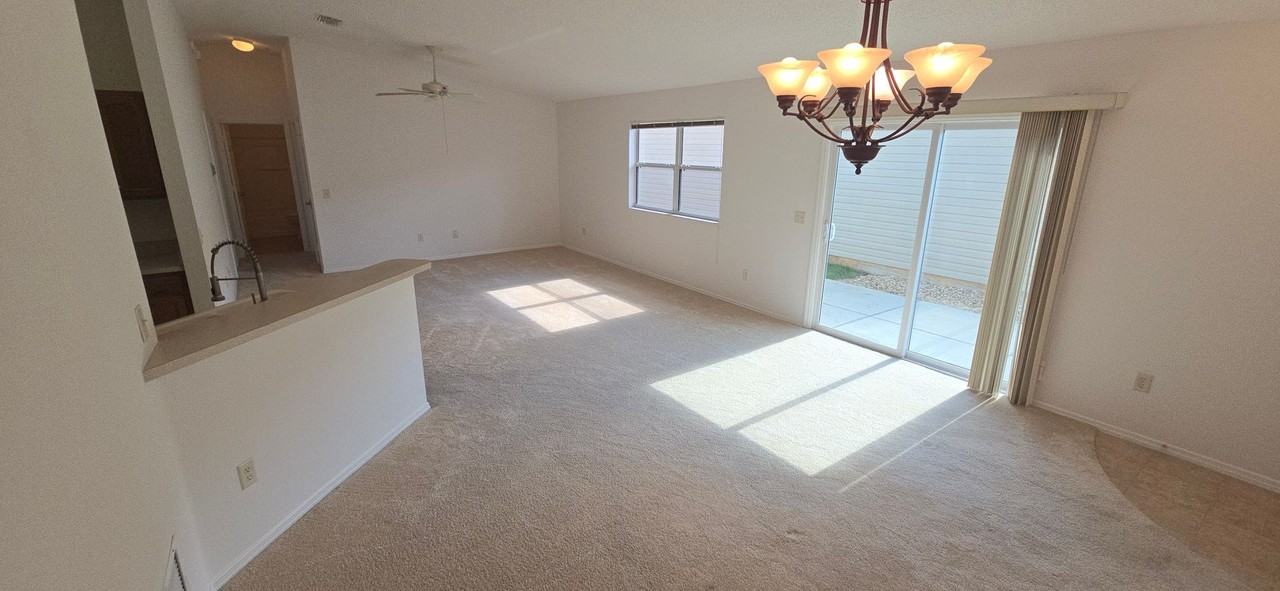 1009 Ridgeville Rd - Photo 3 of 21