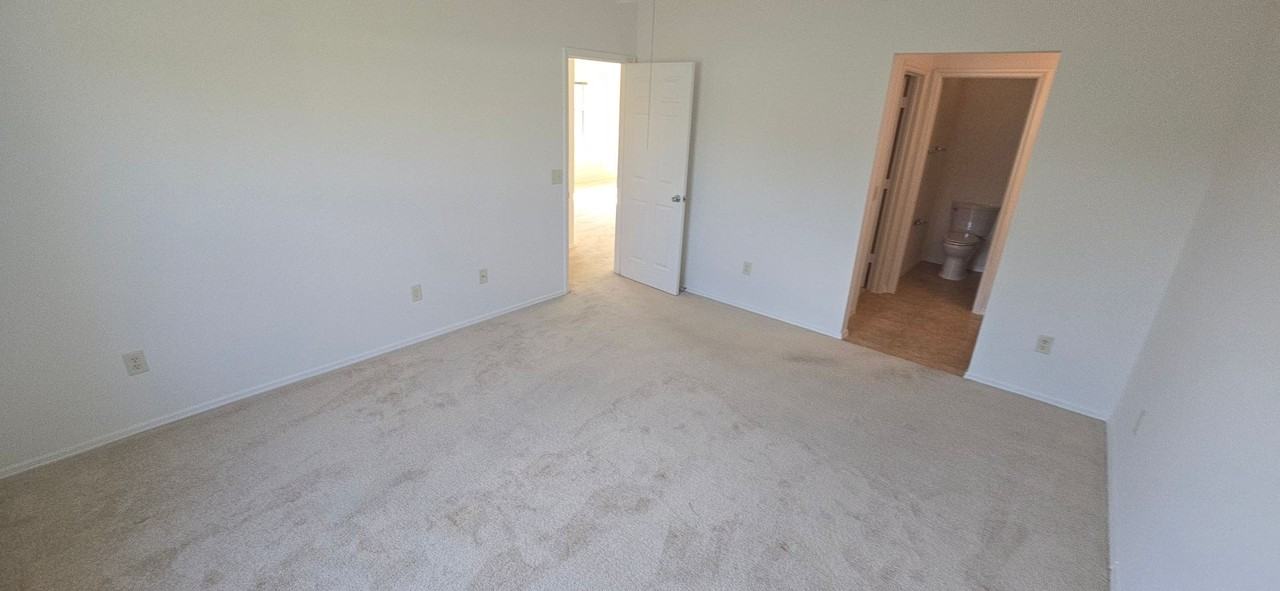 1009 Ridgeville Rd - Photo 6 of 21