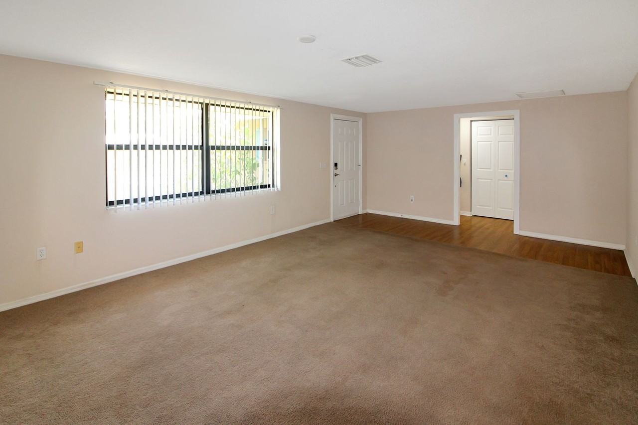 1580 Southland Rd - Photo 3 of 14