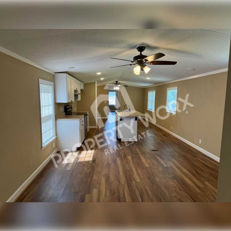 3643 Bergeron Rd - Photo 3 of 10