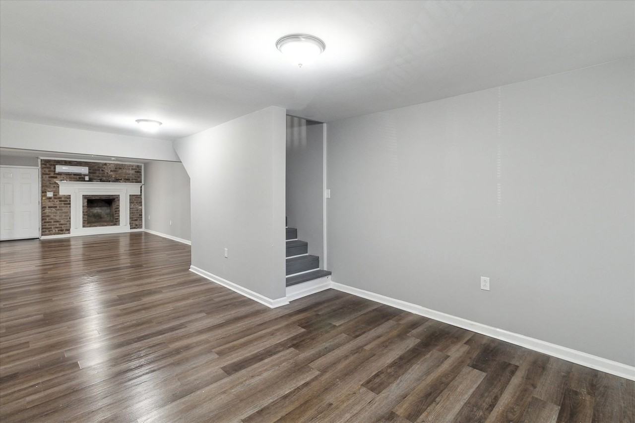 2107 Bolling St - Photo 3 of 18