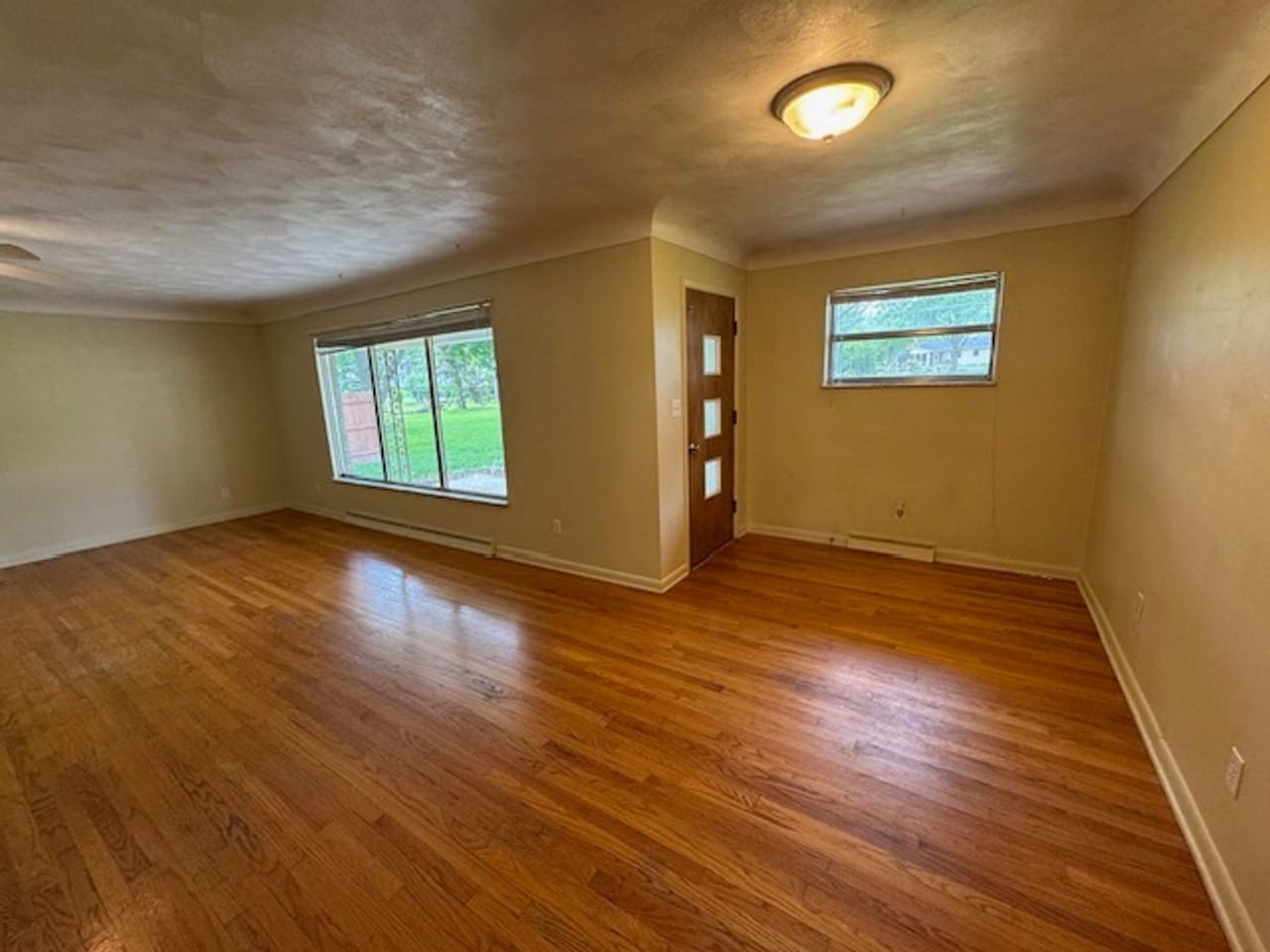 4306 Dalewood Dr - Photo 2 of 8